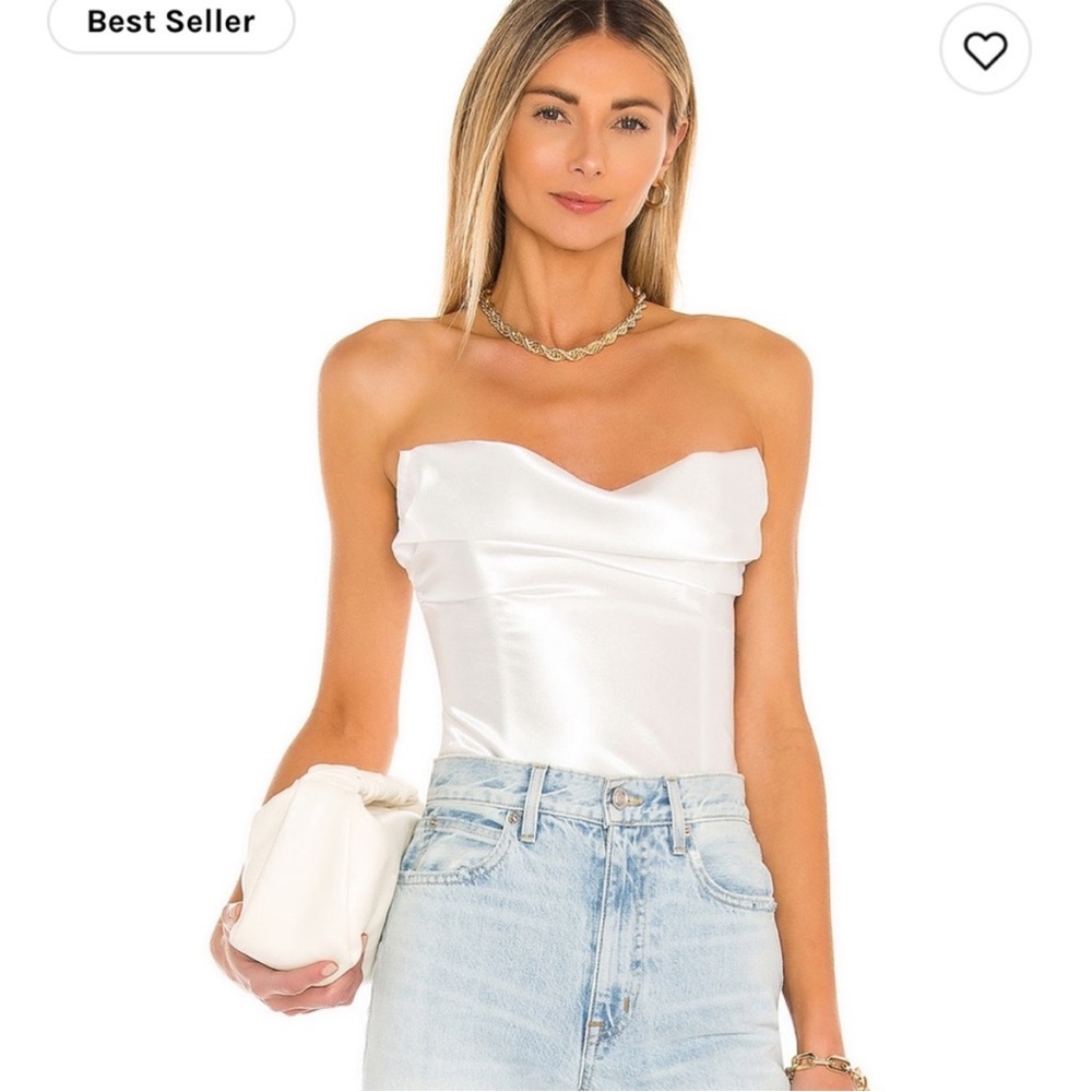 Elegant White Strapless Top